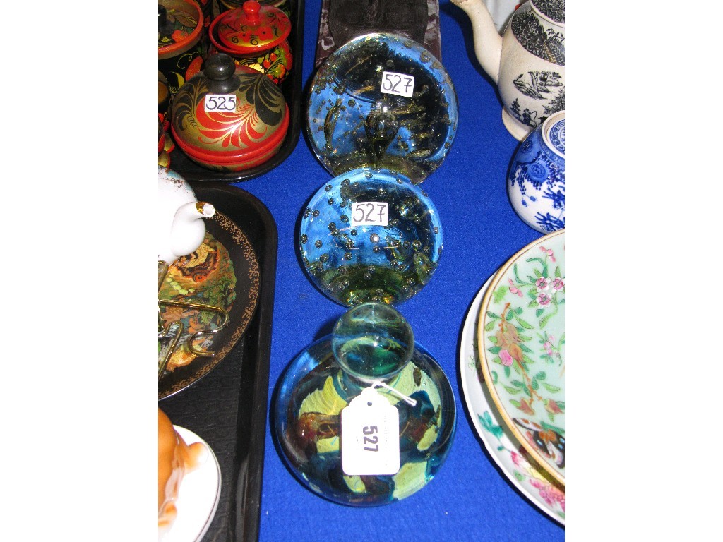 Appraisal: Lot comprising a Mdina glass paperweight and two glass dumps