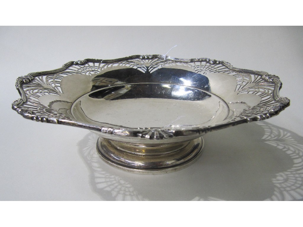 Appraisal: Silver pedestal fruit bowl Birmingham oz