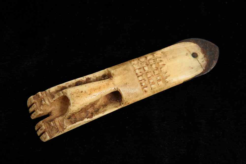 Appraisal: ESKIMO TOOL - th c Inuit Eskimo Hide Scraper in