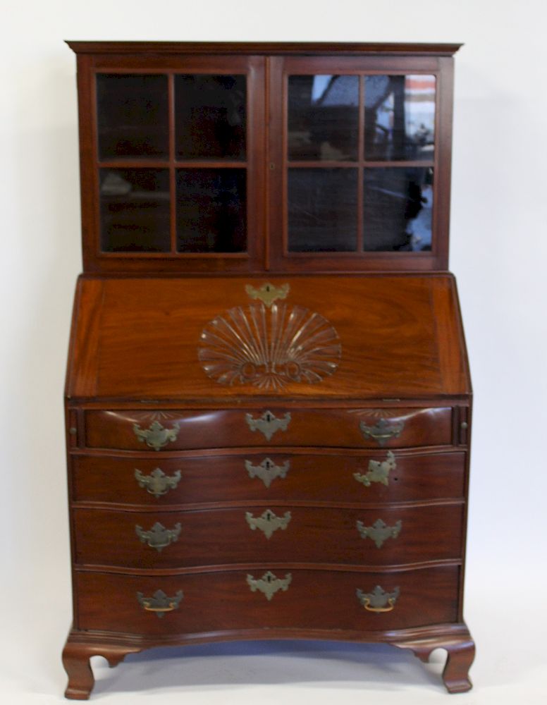 Appraisal: A Fine American Chippendale Mahogany Desk Bookcase Nice shell carving