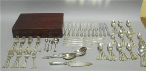 Appraisal: AMERICAN SILVER FLATWARE SERVICE The attractive set with a reeded