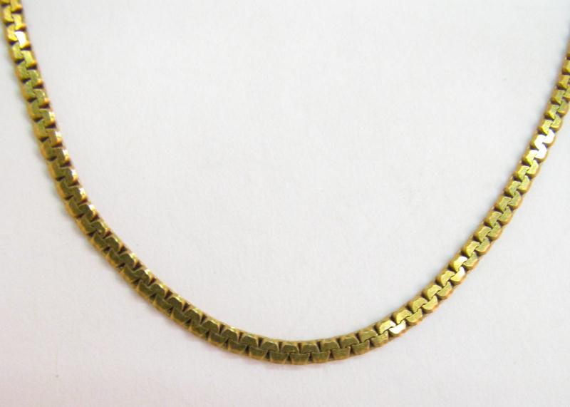 Appraisal: K Yellow Gold Serpentine Neck Chain