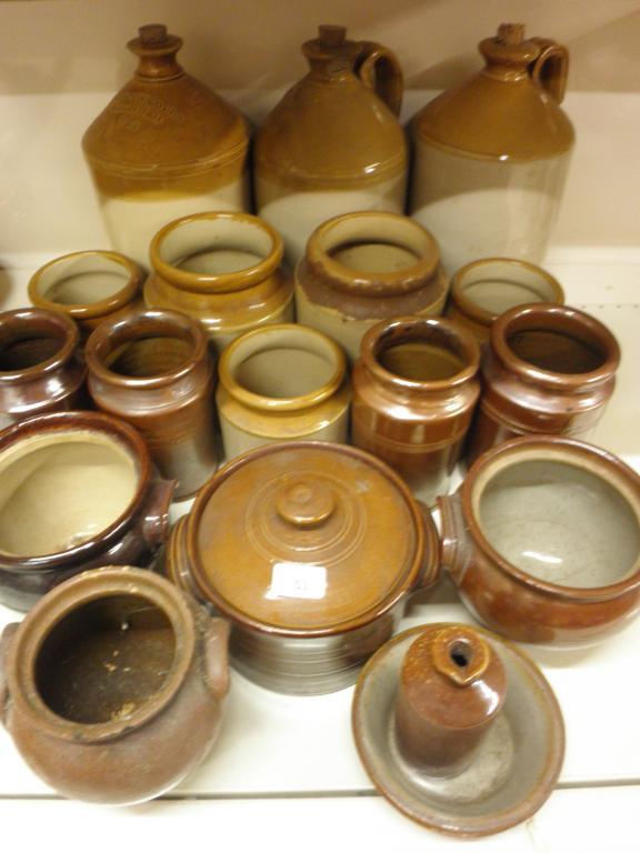 Appraisal: A quantity of stoneware to include a flagon stamped John