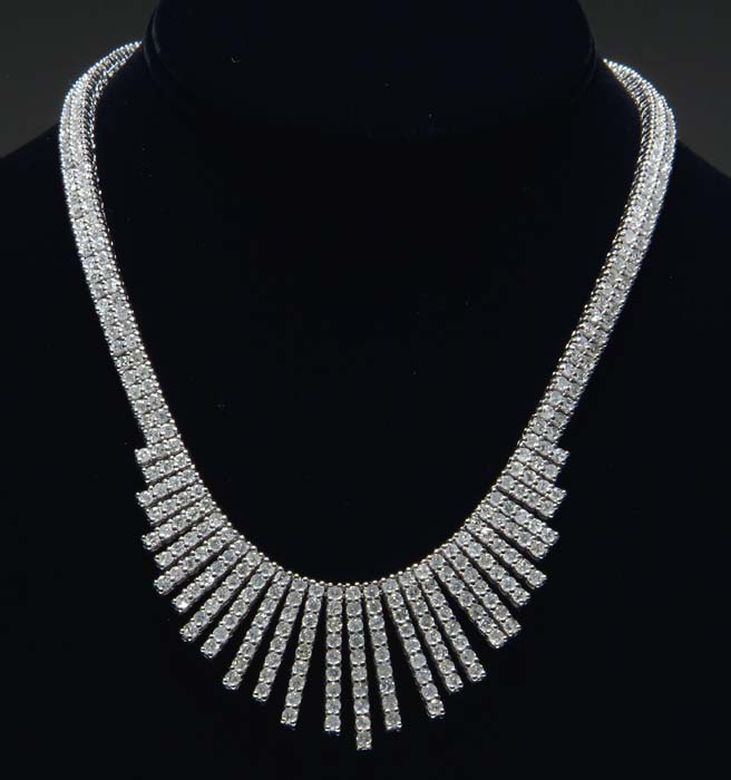 Appraisal: DIAMOND NECKLACE kt white gold necklace has two rows of