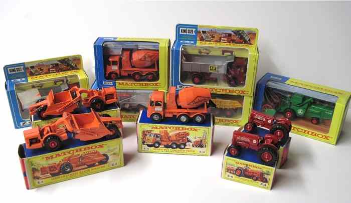 Appraisal: ELEVEN ''KING SIZE'' MATCHBOX VEHICLES K- International tractors K- Leyland