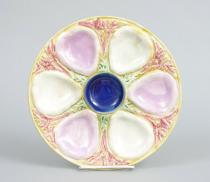 Appraisal: th Century Etruscan Majolica Oyster Plate Yellow oyster plate with