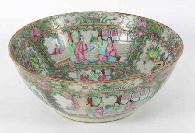 Appraisal: A th Century Cantonese famille rose bowl painted with figures