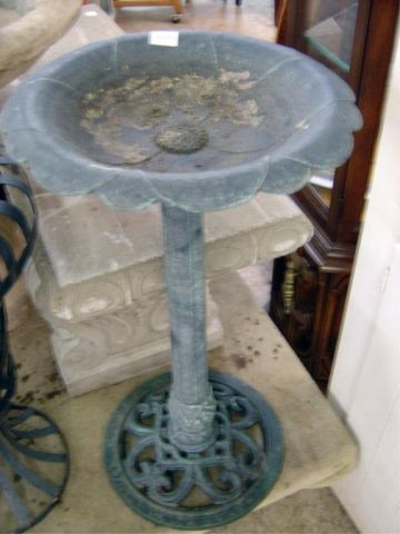 Appraisal: METAL BIRD BATH