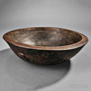 Appraisal: Melanesian Carved Wood Bowl with chip-carving at the rim and