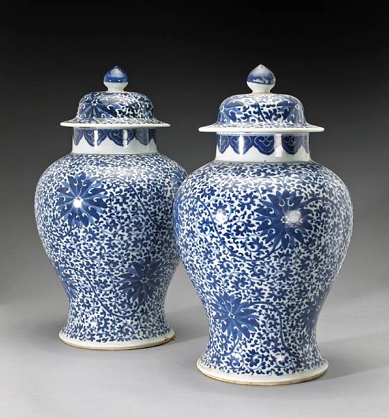 Appraisal: A pair of blue and white porcelain ginger jars Kangxi