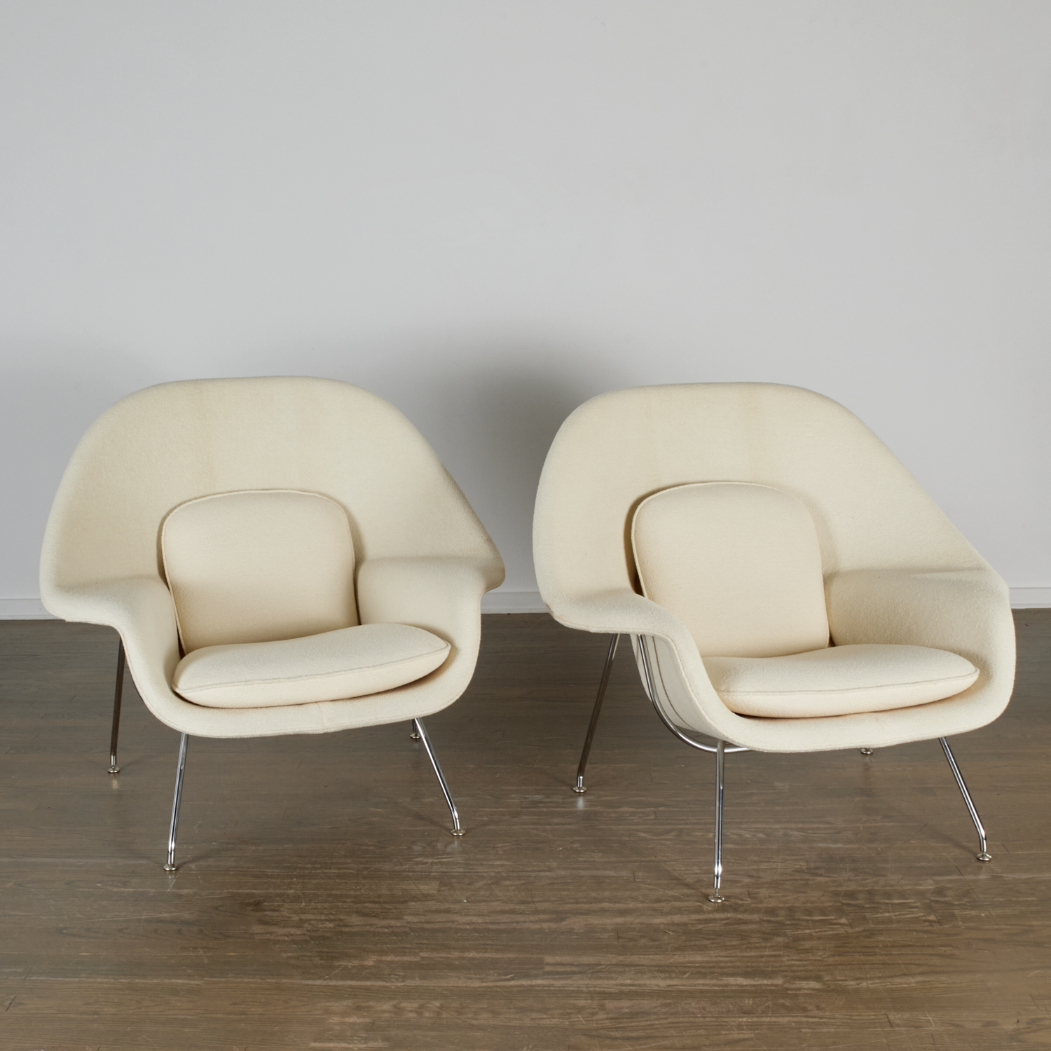 Appraisal: EERO SAARINEN FOR KNOLL PAIR WOMB CHAIRS st c cream