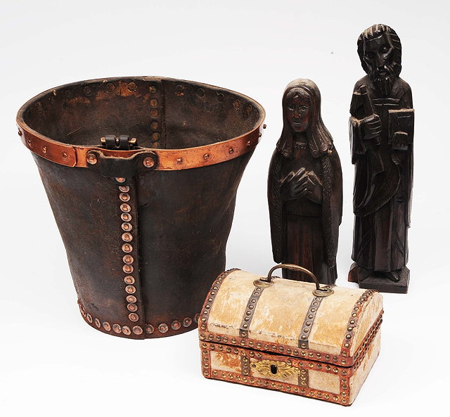 Appraisal: An th Century leather and copper bucket cm a horse-hair