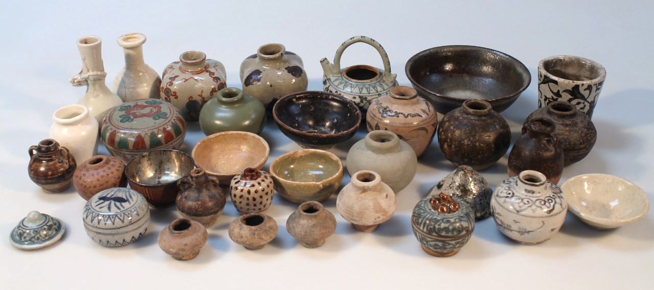 Appraisal: Various part glazed terracotta and earthenware vessels to include a