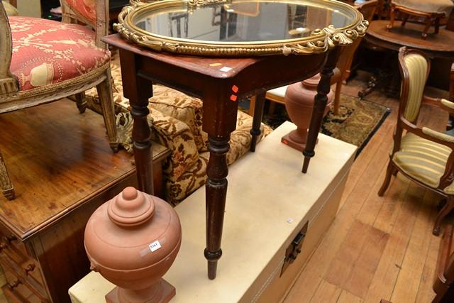 Appraisal: A SMALL VICTORIAN CEDAR HALL TABLE A SMALL VICTORIAN CEDAR