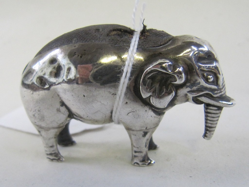 Appraisal: Novelty silver pin cushion modelled as an elephant Birmingham