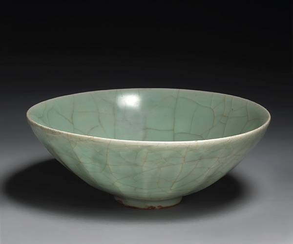 Appraisal: A Longquan celadon bowl Southern Song Dynasty Carefully molded in