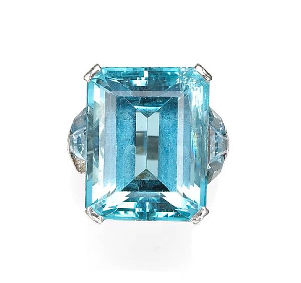 Appraisal: An aquamarine and diamond ring estimated total aquamarine weight carats