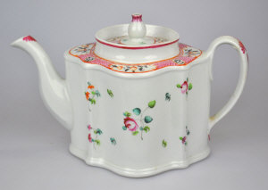 Appraisal: A Newhall porcelain teapot having a hatched pink border black