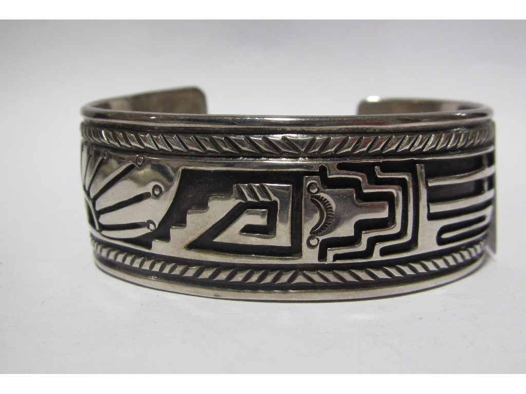 Appraisal: V Aragan Storyteller silver bangle