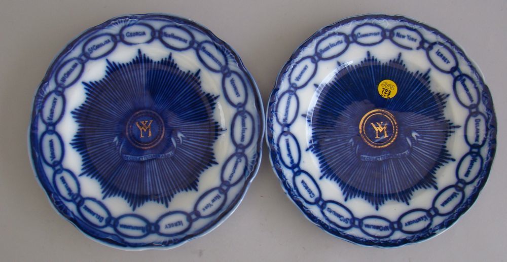 Appraisal: PAIR OF FLOW BLUE STATES PLATES th CenturyMarked Made in