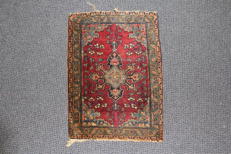 Appraisal: Handmade imported Persian Iran Sarouk oriental rug Circa ' x