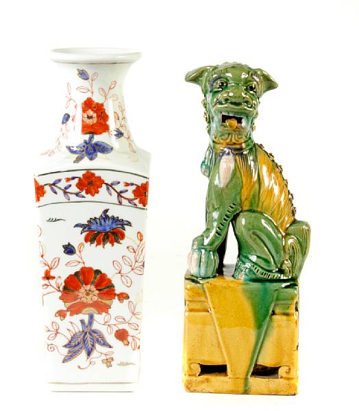 Appraisal: A group of Chinese and Japanese commercial pottery and porcelain