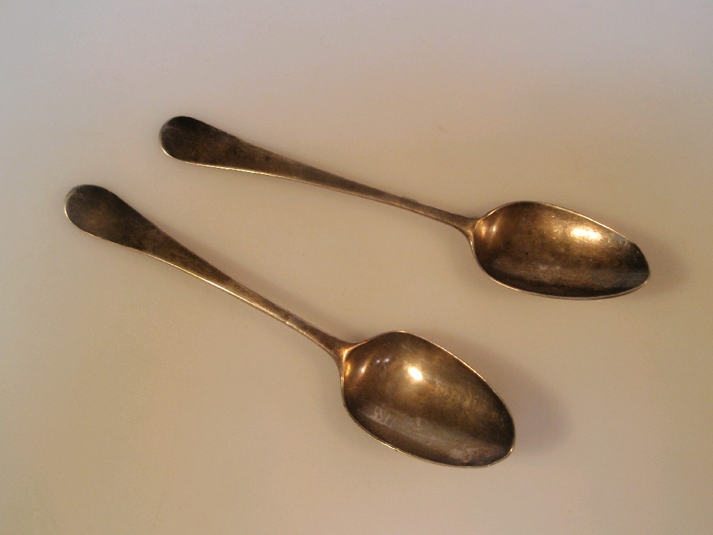 Appraisal: Two silver coffee spoons