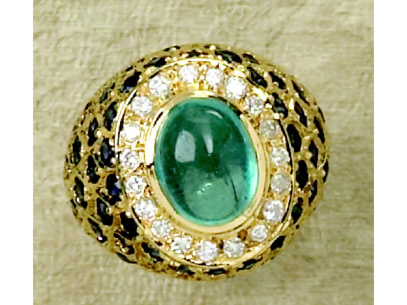 Appraisal: EMERALD SAPPHIRE AND DIAMOND RING k yellow gold ring set