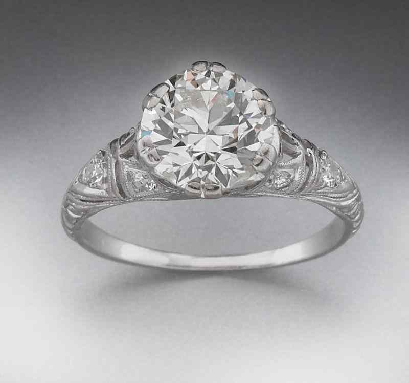 Appraisal: Edwardian platinum and diamond ringhaving a central round brilliant cut