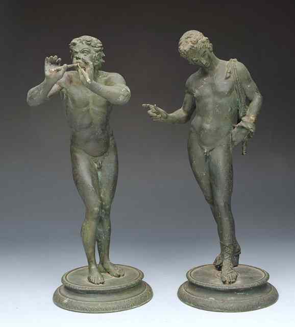 Appraisal: A PAIR OF GRAND TOUR BRONZE FIGURES AFTER THE ANTIQUE