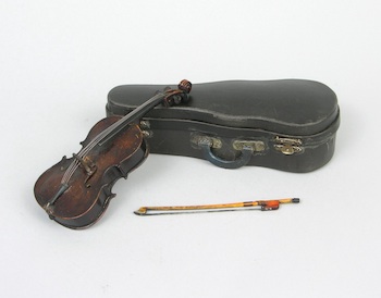 Appraisal: An Antique French Miniature of a Cello with Case A