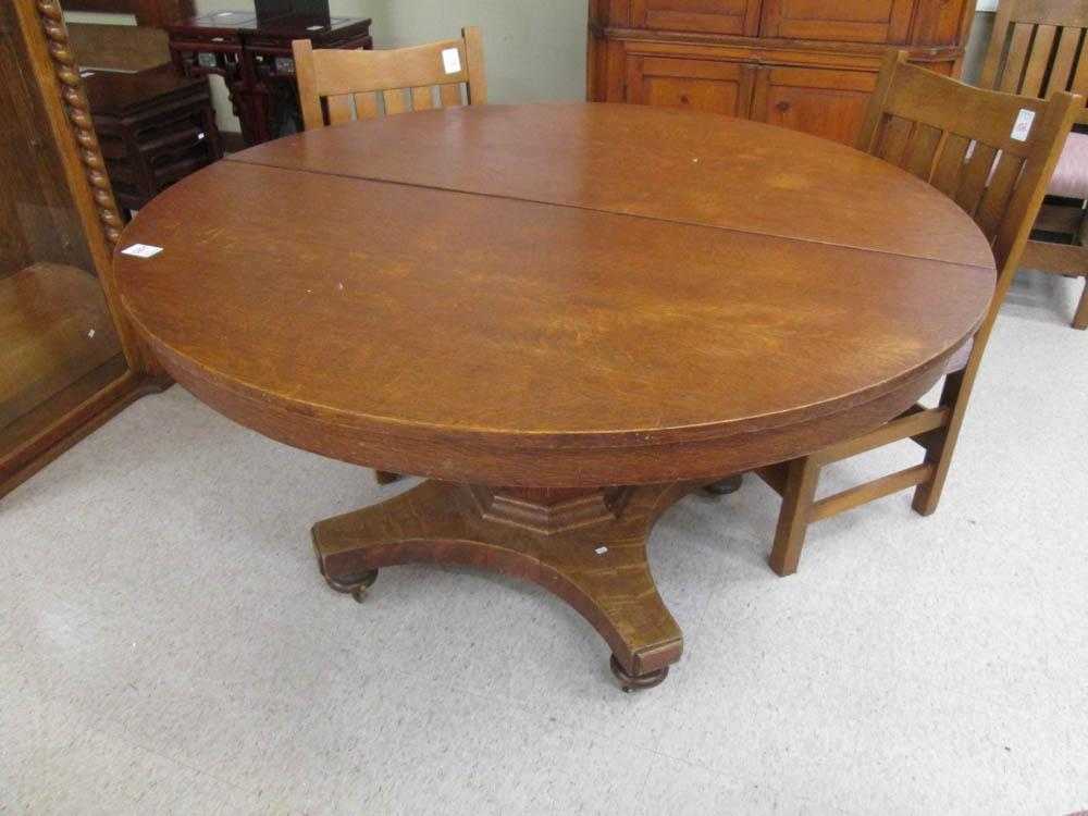 Appraisal: ROUND OAK PEDESTAL DINING TABLE WITH TWO LEAVES American c