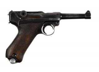 Appraisal: WWII S- German Luger semi-automatic pistol mm with walnut grips