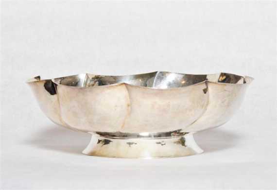 Appraisal: ITALIAN SHAPED BOWL Circa Hammered silver gr D H cm