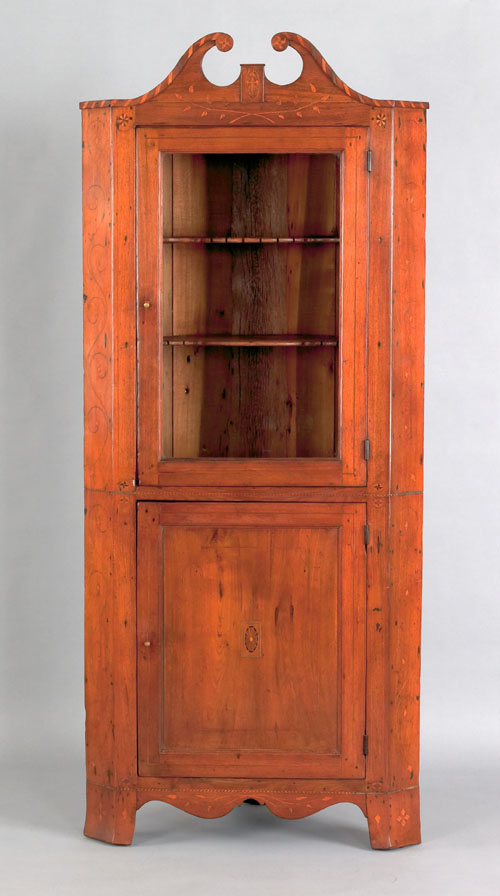 Appraisal: Mid Atlantic Federal walnut one piece corner cupboard ca the