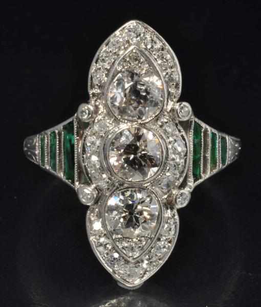 Appraisal: Platinum Diamond Emerald Ring Description Diamonds ctw Condition Excellent