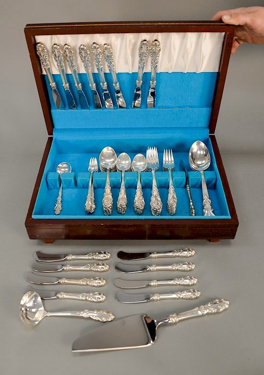 Appraisal: Towle Esplanade sterling silver flatware set total pieces to include