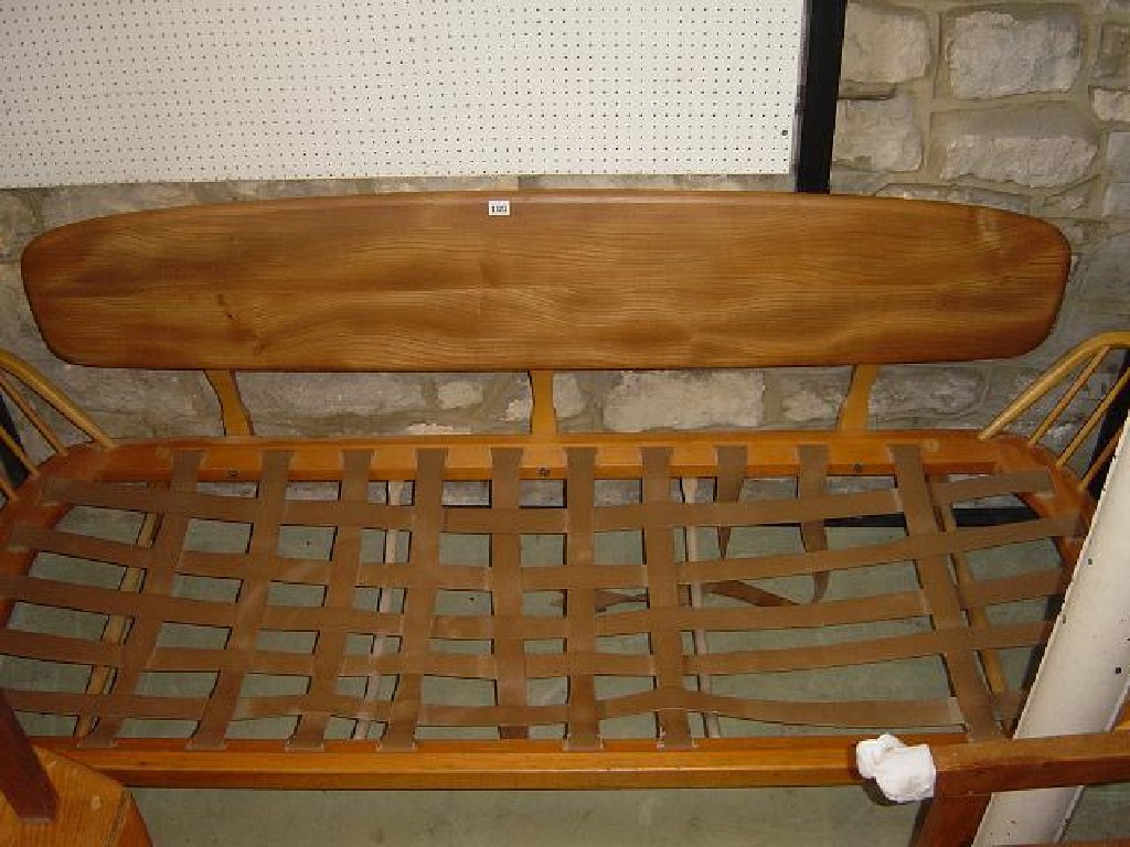 Appraisal: An 'Ercol' light elm and beech wood day bed with