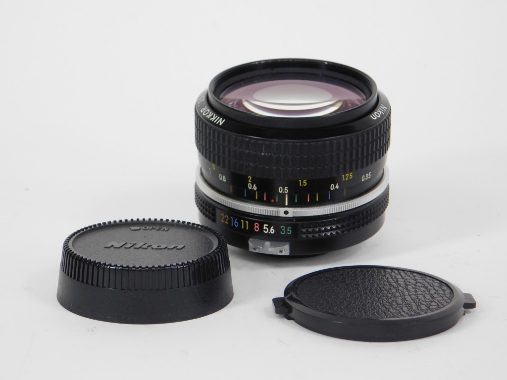 Appraisal: NIKON NIKKOR LENS MM F FOR NIKON F Nikon Nikkor