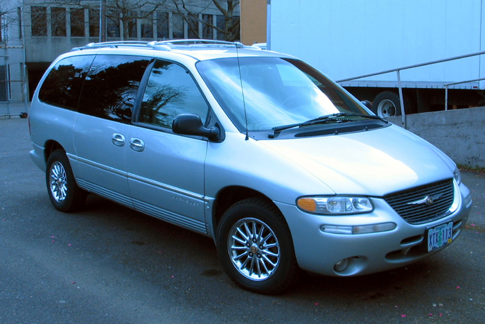 Appraisal: CHRYSLER TOWN COUNTRY LIMITED MINI-VAN liter fuel injected V- all