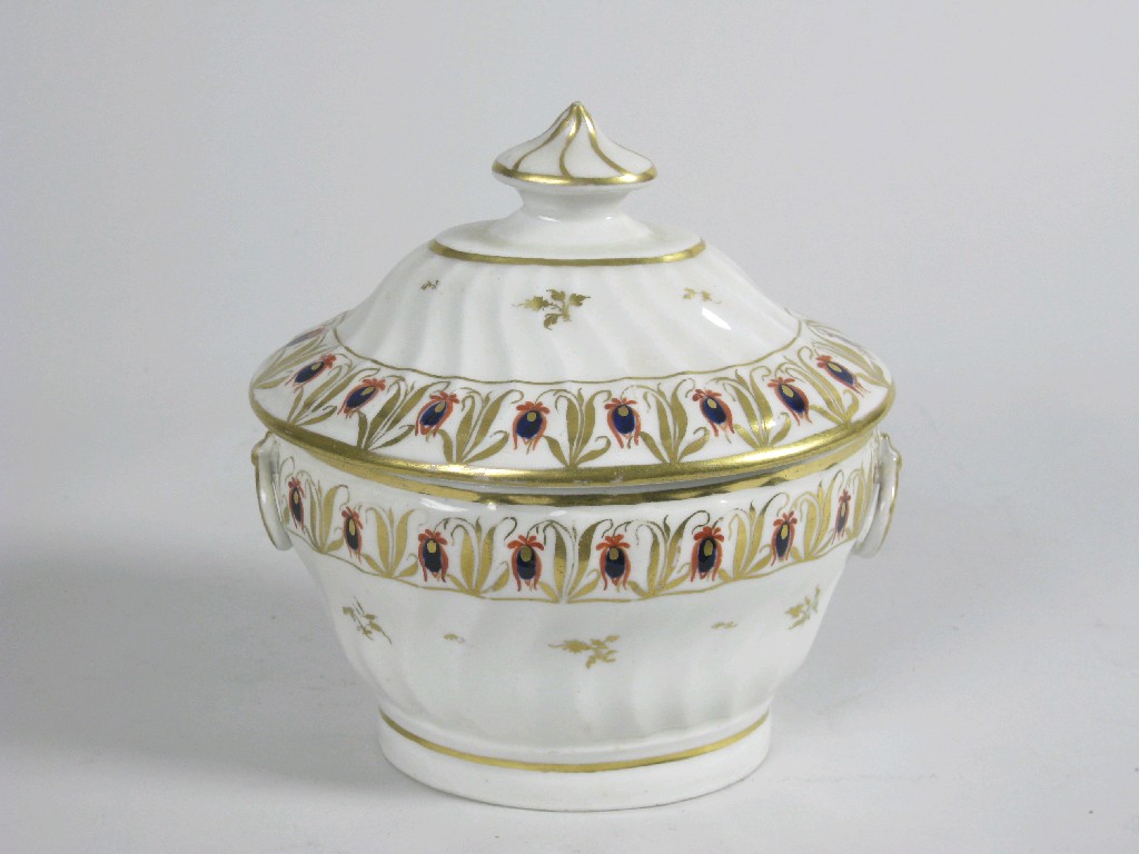 Appraisal: A New Hall oval Sucrier and Cover decorated close-set gold