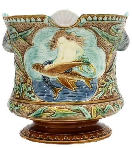 Appraisal: Majolica cache pot planter in the manner of George Jones