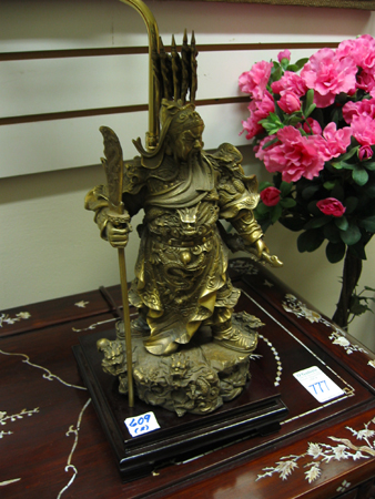 Appraisal: PAIR CHINESE GILT BRONZE FIGURAL TABLE LAMPS Each having a