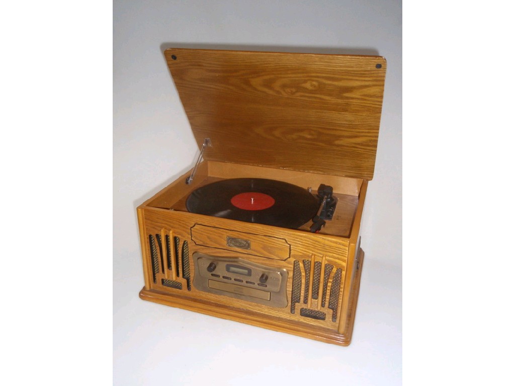 Appraisal: A classic table top record player