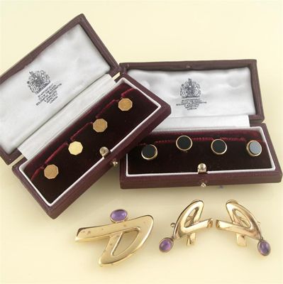 Appraisal: A cased set of four ct gold dress studs by