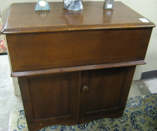 Appraisal: VICTORIAN PINE DRYSINK American country furniture th century the rectangular