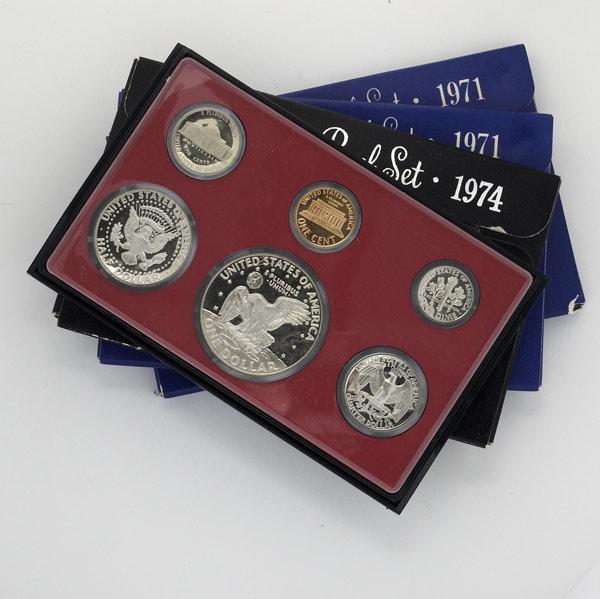 Appraisal: AMERICAN COINS American mint proof or uncirculated sets - many