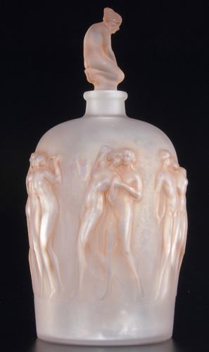 Appraisal: R LALIQUE Vase Douze Figurines Avec Bouchon Figurine clear and