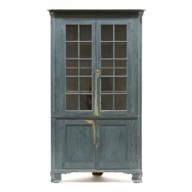 Appraisal: SOUTHERN PAINTED CHIPPENDALE CORNER CUPBOARD Attributed to piedmont North Carolina