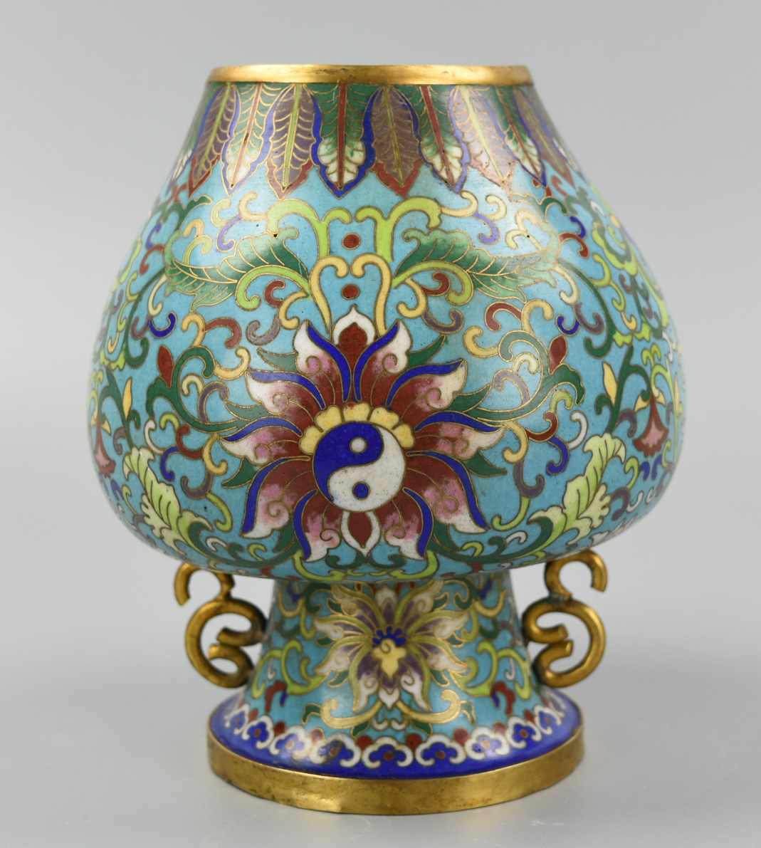 Appraisal: TOP PORTION OF A CHINESE CLOISONNE VASE - TH C